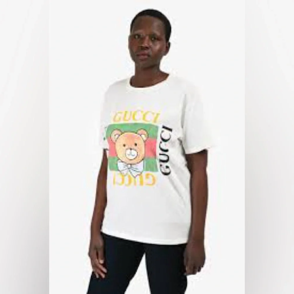 GUCCI x KAI COLLECTIVE Teddy Bear Logo Tee T Shirt White Yellow Green Red Black - Picture 3 of 10
